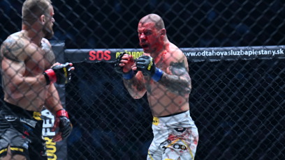 FOTO: Pukač měl celý obličej od krve.