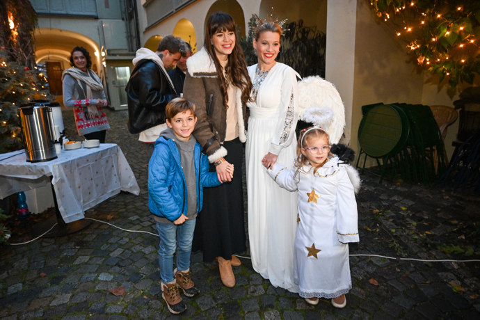 Karolína přišla podpořit Nadaci Anežky.