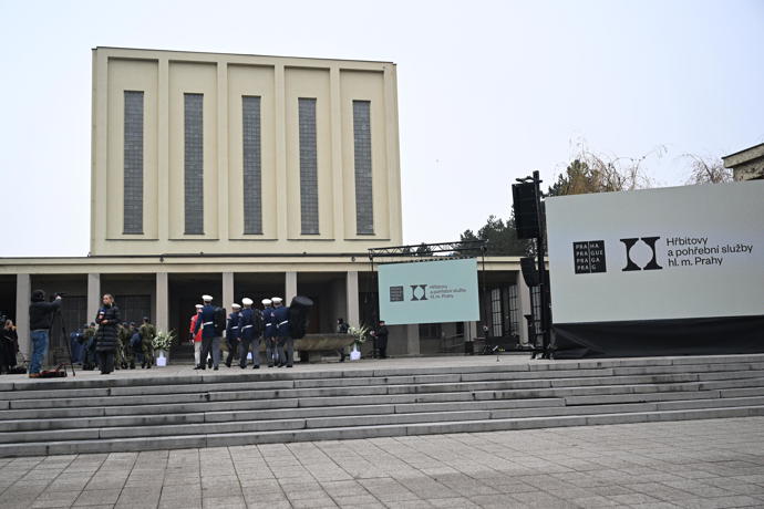 Poslední rozloučení s Theodorem Pištěkem. 