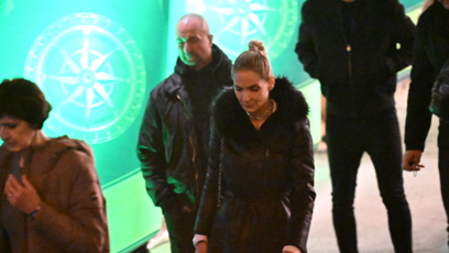 FOTO: Mia odchází jako vítězka.