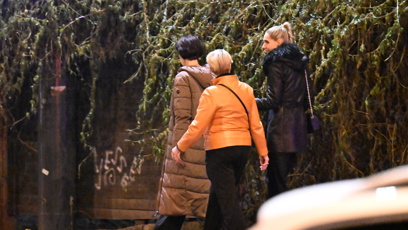 FOTO: Mia dorazila na finále se svou maminkou.