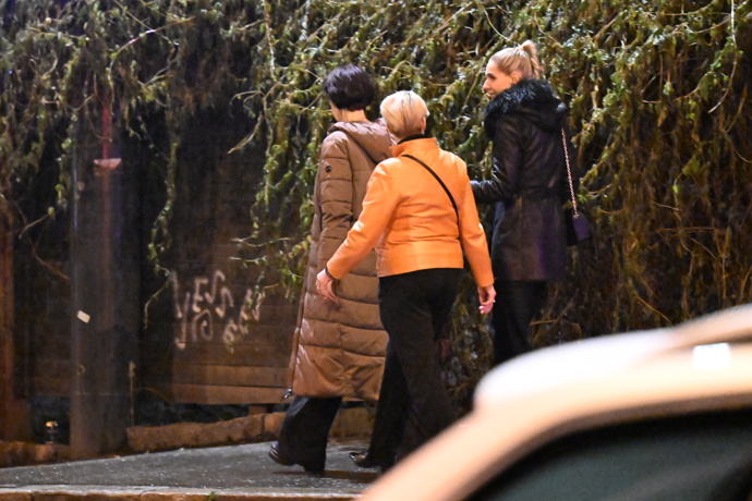 Mia dorazila na finále se svou maminkou.