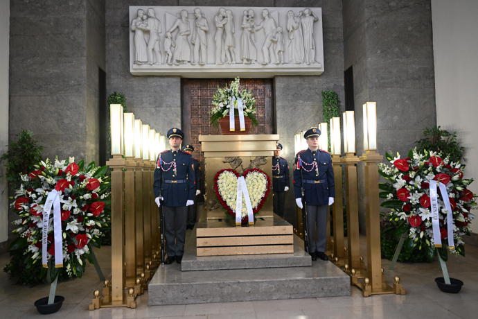 Poslední rozloučení s Theodorem Pištěkem.