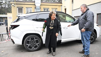 FOTO: Na poslední rozloučení přišla i Jiřina Bohdalová.