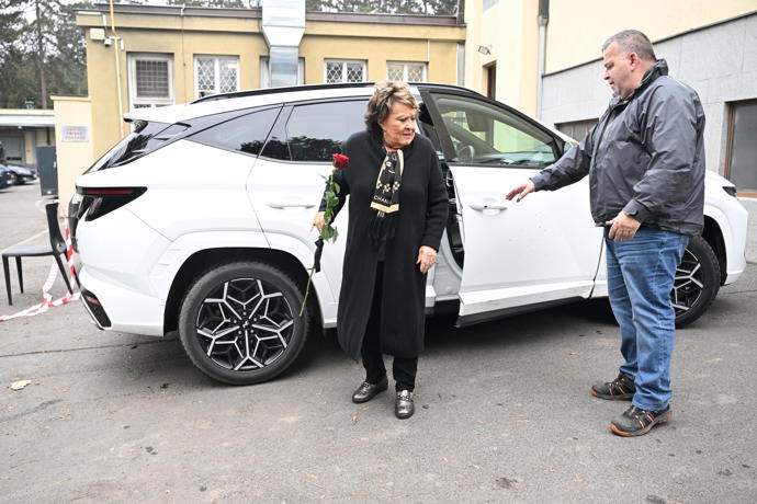 Na poslední rozloučení přišla i Jiřina Bohdalová.