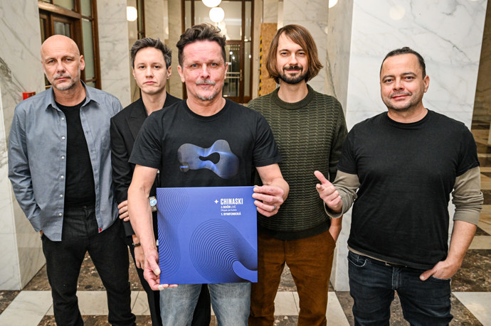 Kapela Chinaski pokřtila vinylovou desku s názvem 1. Symfonická.