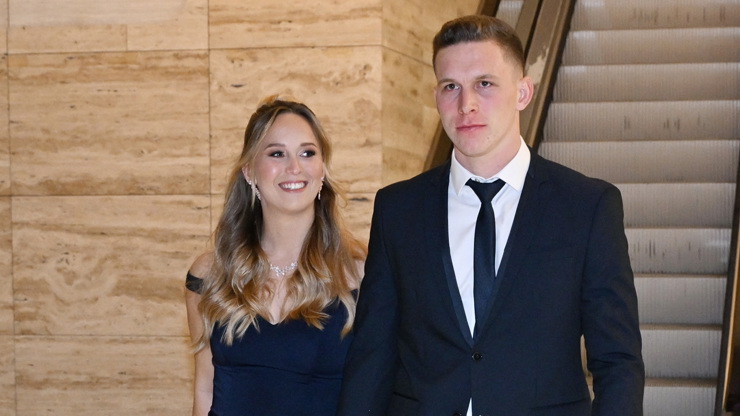 Lukáš Provod se svou drahou polovičkou. 