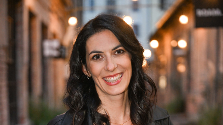 Pekarová Adamová slavnostně pokřtila svou knihu 'Nejsem z cukru ani ze železa'.