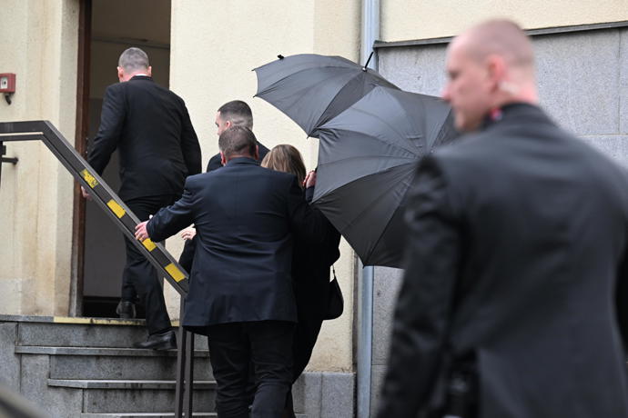 Nikola Hezucká přišla dát poslední sbohem svému muži.