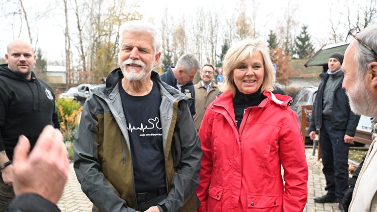 Petr Pavel a Eva Pavlová.