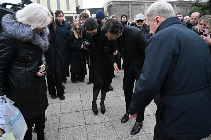 Monika Marešová měla při odchodu problém s botou.