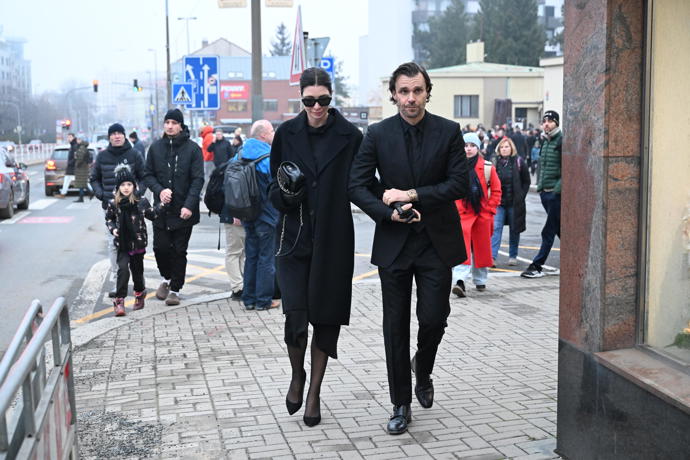 Leoš Mareš po boku své ženy Moniky.