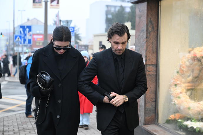 Leoš Mareš po boku své ženy Moniky.