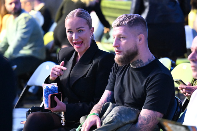 Nela Slováková a Radek Roušal v hledišti.