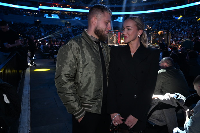 Nela Slováková a Radek Roušal vypadají stále velmi zamilovaně.