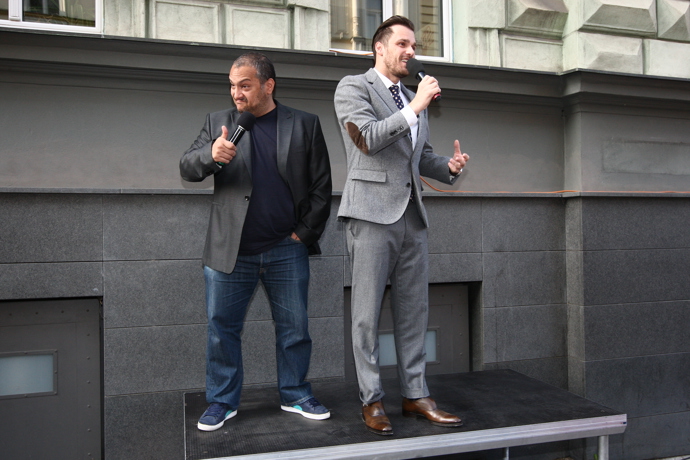 V roce 2014 dokonce Patrik obléknul fešácké sako. 