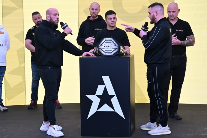 René Rendys a Jan Rybka na závěrečné tiskové konferenci Clashe 14.