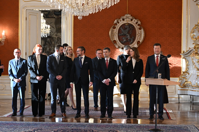 Prezident Petr Pavel jmenoval Andreje Babiše premiérem.