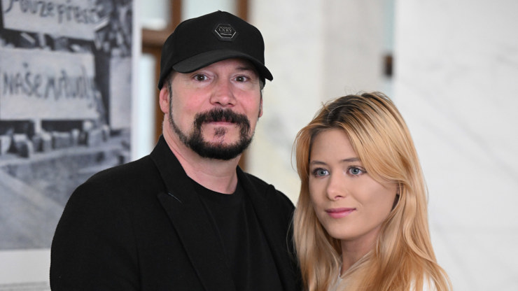 Manželé oslavili čtyřleté výročí.