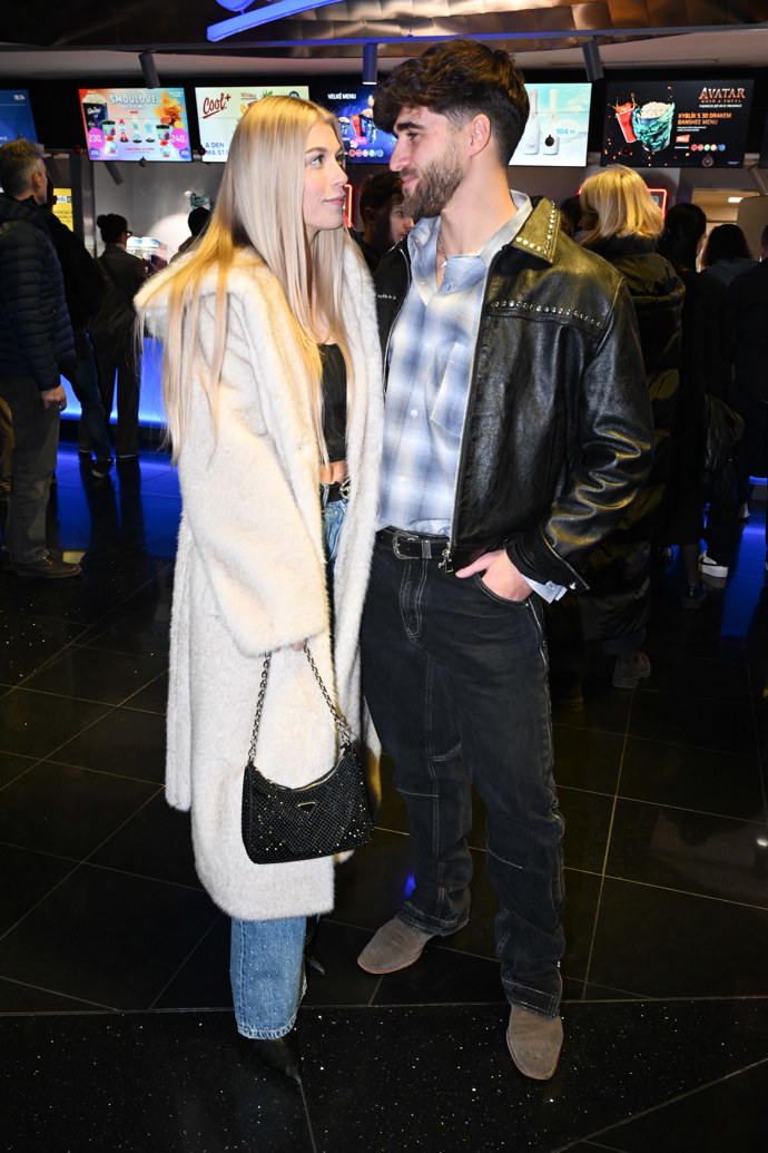 Anna Hamannová a Lu Jambor jsou zamilovaní až po uši. 