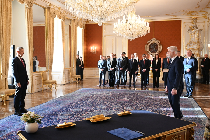 Prezident Petr Pavel jmenoval Andreje Babiše premiérem.