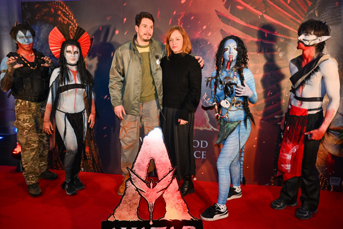 Ester Geislerová dorazila se snoubencem Martinem Krupou.