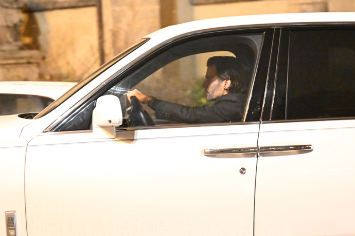 Leoš Mareš a Monika Marešová při odchodu z večírku za Patrika Hezuckého.  