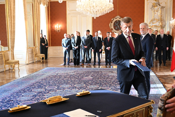 Prezident Petr Pavel jmenoval Andreje Babiše premiérem.