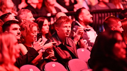 FOTO: Katarína a Adam Mišík se měli stále co říct.