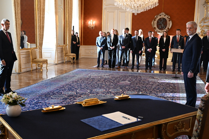 Prezident Petr Pavel jmenoval Andreje Babiše premiérem.
