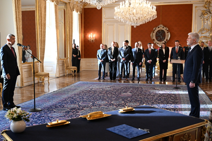 Prezident Petr Pavel jmenoval Andreje Babiše premiérem.