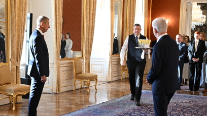 FOTO: Prezident Petr Pavel jmenoval Andreje Babiše premiérem.