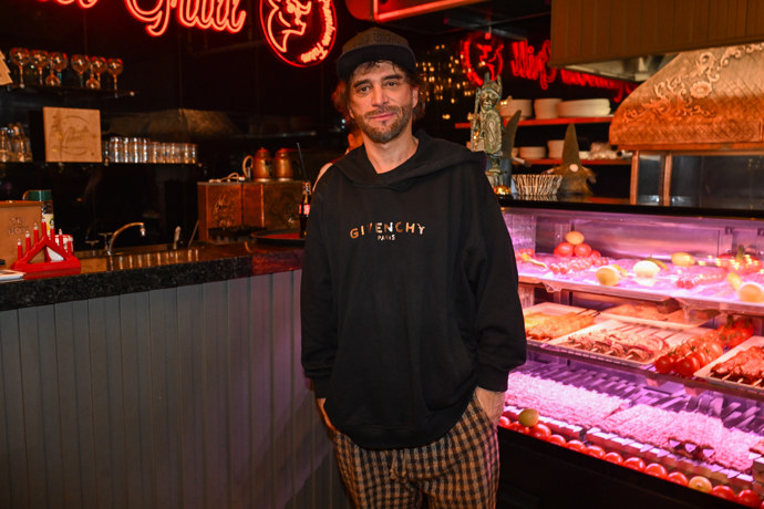 Sagvan Tofi působil pohuble.