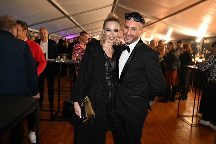 Sámer Issa s Lucii Junkovou.