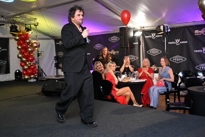 Sagvan Tofi to rozjel jako za mlada.