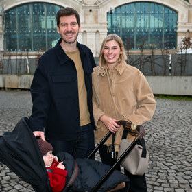 Petr a Míša Říbalovi s dcerou Isabellou.