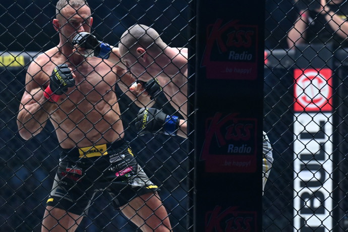 Raška, Páju ničil v postoji.