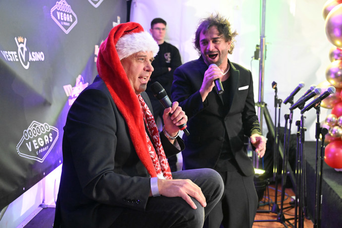 Rychlý do toho dal vše.