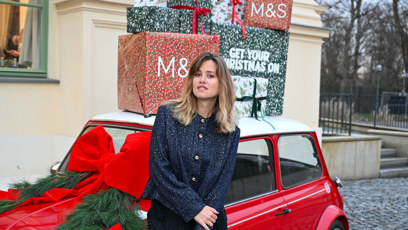 FOTO: Emma Smetana to před objektivem umí.