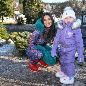 Nikol Švantnerová se svou dcerou Miou.
