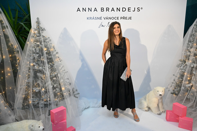 Denise Pfauserové to moc slušelo.