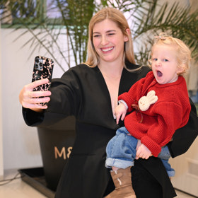 Dcera Říbalových Isabella měla veškerou pozornost.