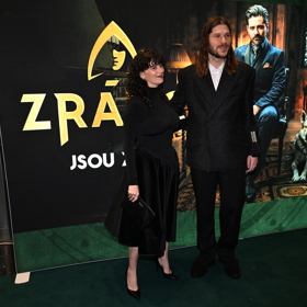 Marcell dorazil do kina Lucerna v doprovodu manželky Lindy.