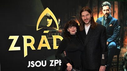 FOTO: Manželé Procházkovi si užili první společenský večer od narození syna.