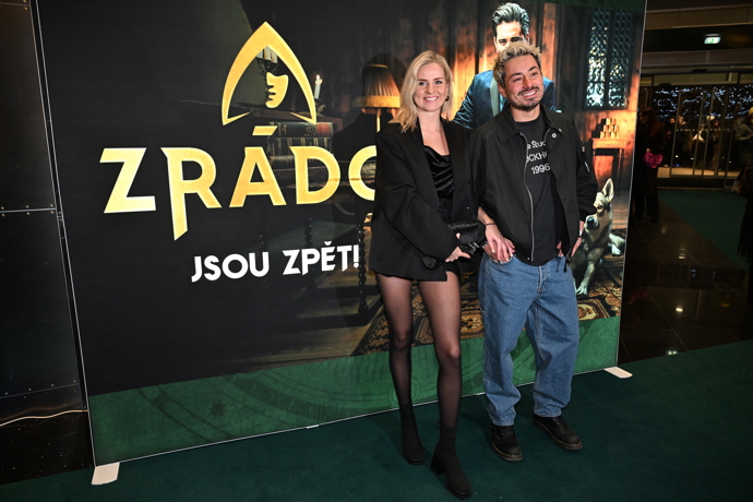 Mirai Navrátil s přítelkyní.