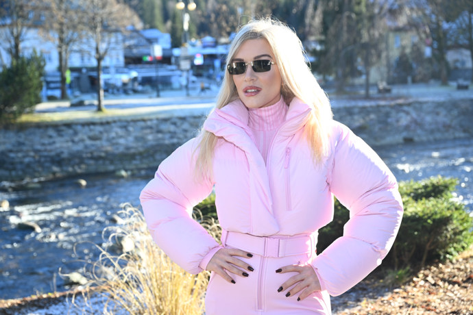 Dominika Myslivcová na zahájení sezóny ve Špindlerově Mlýně. 