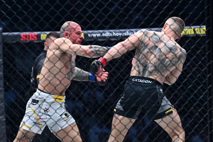 Robert Pukač měl celý obličej od krve.