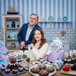 Čtvrtá řada pořadu Peče celá země startuje 3. ledna. Budou ho moderovat Václav Kopta a Tereza Bebarová.