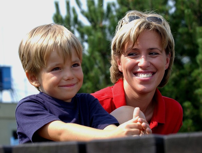 Alena Zárybnická se synem.