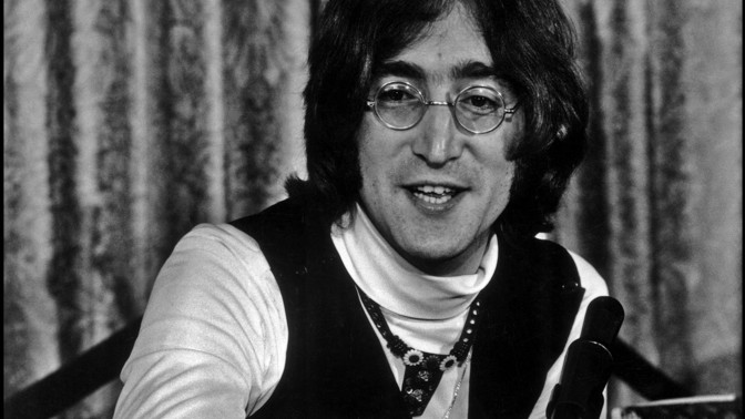 Výročí smrti Johna Lennona: Jeho vrahovi Marku Chapmanovi vadilo, že se povyšuje nad Ježíše